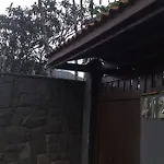 Casa Pertinho Da Praia Com Estacionamento Wifi Sky